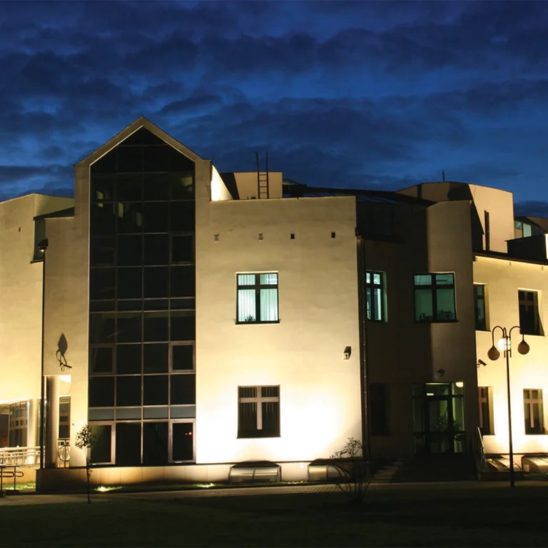 Kielce University of Technology Advances Smart Factory Research with IBM Maximo Application Suite